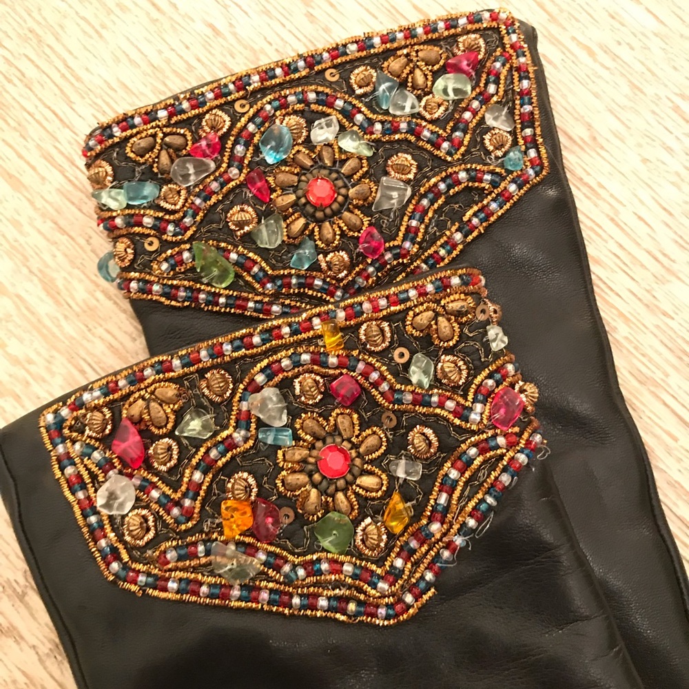 Retro Black Long Leather Jewel Trimmed Gloves - Picture 3 of 11